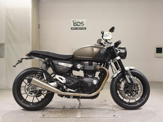 2023 Triumph Speed Twin, серебристый, 1000000 рублей, вид 2