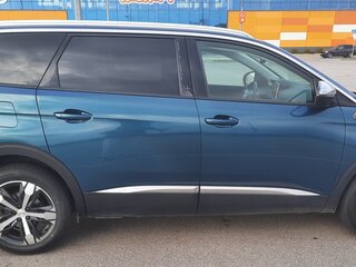 2018 Peugeot 5008 II, зелёный, 2500000 рублей, вид 3