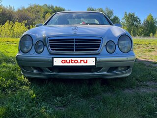 2000 Mercedes-Benz CLK-Класс 200 I (W208) Рестайлинг, серебристый, 810000 рублей, вид 3