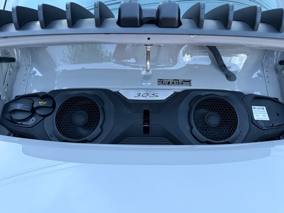 2020 Porsche 911 Carrera S VIII (992), серебристый, 11000000 рублей - вид 29