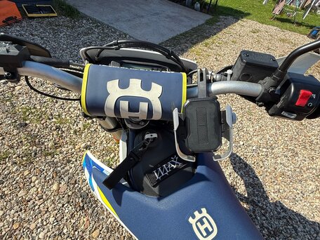 2021 Husqvarna 701 Enduro, белый, 1100000 рублей, вид 2