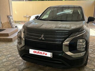 2021 Mitsubishi Outlander IV, чёрный, 3400000 рублей, вид 1