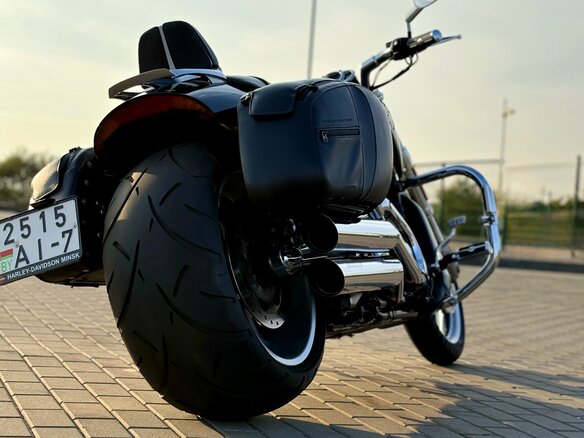 2016 Harley-Davidson V-Rod Muscle, чёрный, 2340000 рублей - вид 2