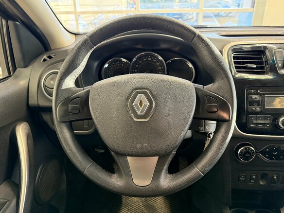 2016 Renault Sandero Stepway II, бежевый, 690000 рублей - вид 6