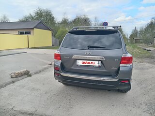 2011 Toyota Highlander II (XU40) Рестайлинг, серый, 2000000 рублей, вид 3