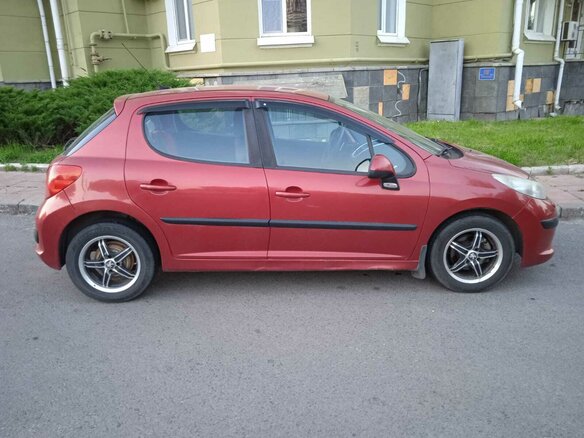 2008 Peugeot 207 I, красный, 300000 рублей - вид 1