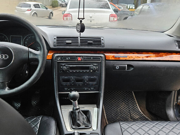 2002 Audi A4 II (B6), чёрный, 530000 рублей - вид 10
