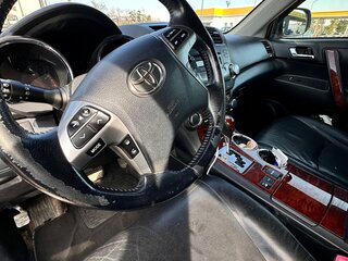 2013 Toyota Highlander II (XU40) Рестайлинг, серебристый, 1630000 рублей, вид 5