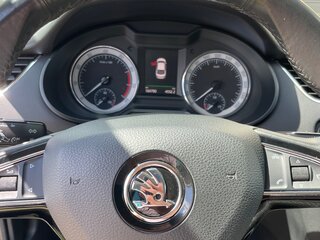 2017 Skoda Octavia III (A7) Рестайлинг, белый, 1850000 рублей, вид 5
