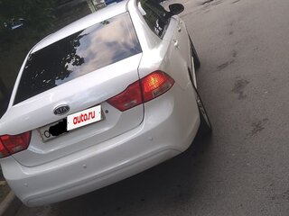 2010 Kia Magentis II Рестайлинг, белый, 650000 рублей, вид 3