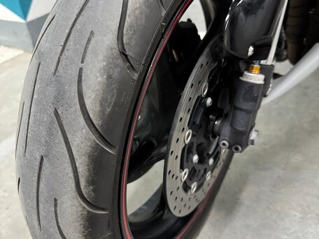 2011 Yamaha YZF-R6, белый, 750000 рублей, вид 2