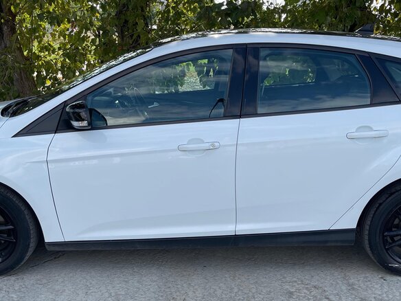 2017 Ford Focus III Рестайлинг, чёрный, 1250000 рублей - вид 5