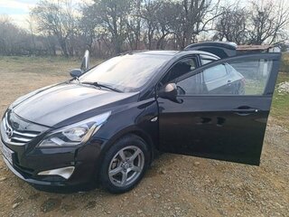2016 Hyundai Solaris I Рестайлинг, чёрный, 770000 рублей, вид 1