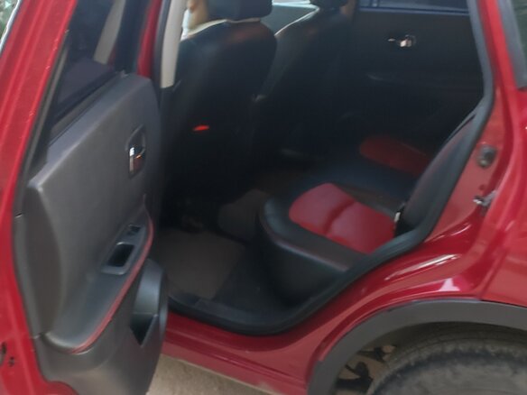 2012 Nissan Qashqai I Рестайлинг, красный, 1010000 рублей - вид 7