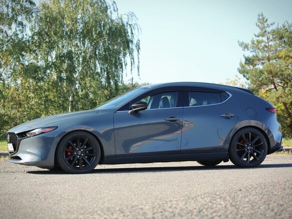 2020 Mazda 3 IV (BP), серый, 3300000 рублей - вид 1