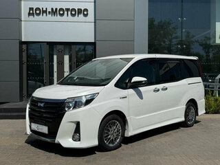 Toyota Noah III (R80)