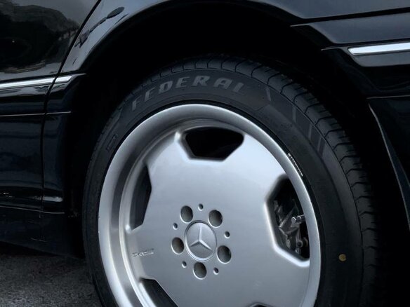 1999 Mercedes-Benz S-Класс 500 IV (W220), чёрный, 1500000 рублей - вид 4