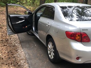 2008 Toyota Corolla AMT X (E140, E150), серебристый, 620000 рублей, вид 4