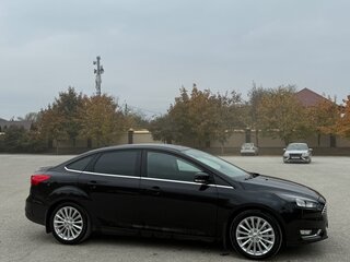 2015 Ford Focus III Рестайлинг, чёрный, 1280000 рублей, вид 4