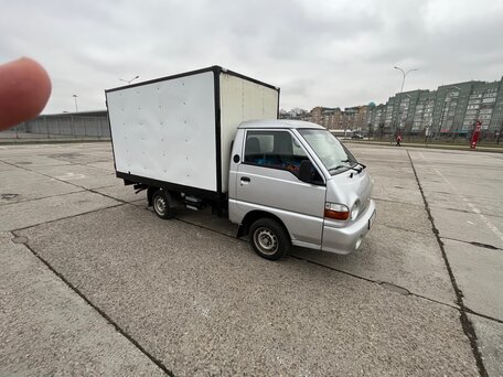 2012 Hyundai Porter, серебристый, 700000 рублей, вид 2