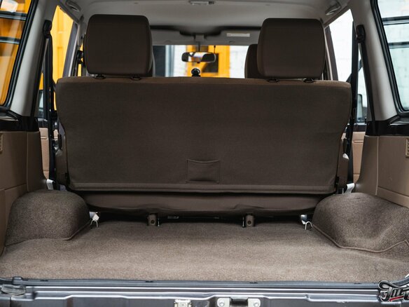 2019 Toyota Land Cruiser 76 70 Series Рестайлинг 1, серый - вид 23