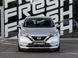 2020 Nissan Note II Рестайлинг, серый, 1275000 рублей, вид 3