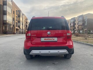 2015 Skoda Yeti I Рестайлинг, красный, 1147000 рублей, вид 4