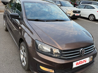 2016 Volkswagen Polo V Рестайлинг, коричневый, 980000 рублей, вид 1