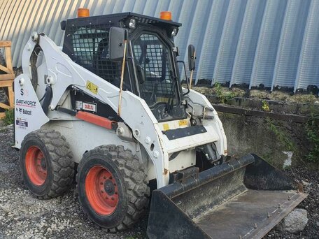 2020 Bobcat S18, белый, 3500000 рублей, вид 2