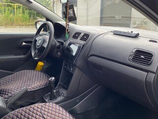 2011 Volkswagen Polo V, чёрный, 600000 рублей, вид 4