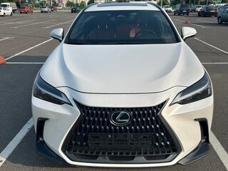 2023 Lexus NX 250 II, белый, 5500000 рублей, вид 3