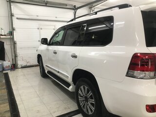 2012 Toyota Land Cruiser 200 Series Рестайлинг 1, белый, 3850000 рублей, вид 3