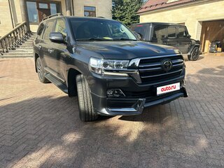 2019 Toyota Land Cruiser 200 Series Рестайлинг 2, серый, 8050000 рублей, вид 4