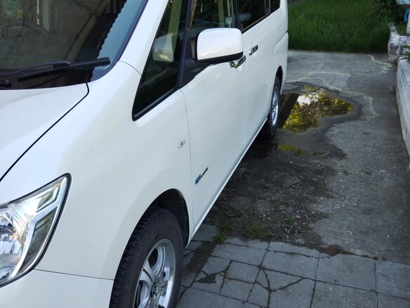 2012 Nissan Serena IV (C26), белый, 1400000 рублей - вид 6