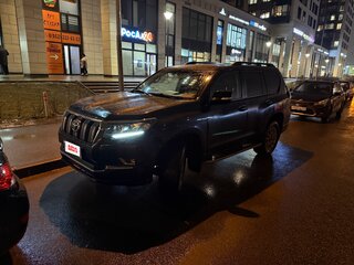 2019 Toyota Land Cruiser Prado 150 Series Рестайлинг 2, чёрный, 5500000 рублей, вид 1