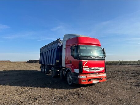 2005 Renault Premium, красный, 2150000 рублей, вид 1