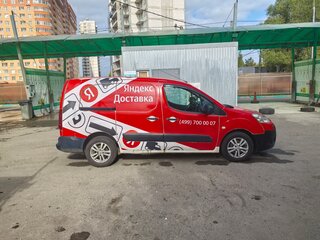 2010 Peugeot Partner, красный, 400000 рублей, вид 1