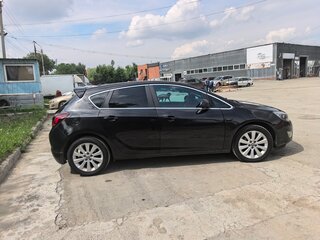 2011 Opel Astra J, чёрный, 600000 рублей, вид 4