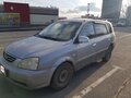 2002 Kia Carens I (RS) Рестайлинг, серебристый, 190000 рублей - вид 1