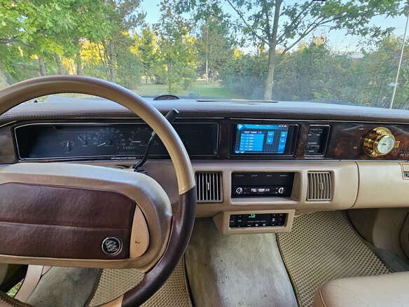 1992 Buick Roadmaster VIII, золотистый, 600000 рублей - вид 12