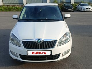 2012 Skoda Fabia II Рестайлинг, белый, 490000 рублей, вид 2