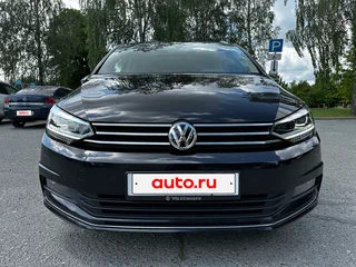 2018 Volkswagen Touran II, чёрный, 2330000 рублей, вид 1