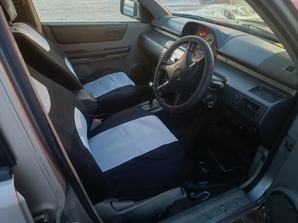 2001 Nissan X-Trail I, серый, 715000 рублей - вид 6