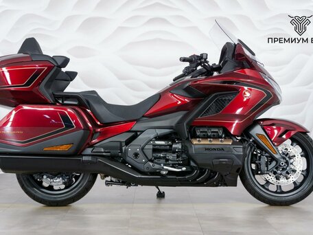 2025 Honda GL 1800 Gold Wing, красный, 3599000 рублей, вид 1