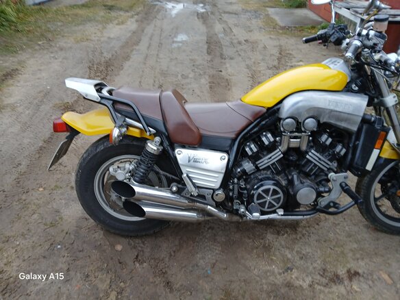 1988 Yamaha V-Max 1200, золотистый, 530000 рублей - вид 10
