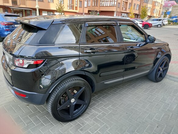 2014 Land Rover Range Rover Evoque 9-speed I, чёрный, 1950000 рублей - вид 2