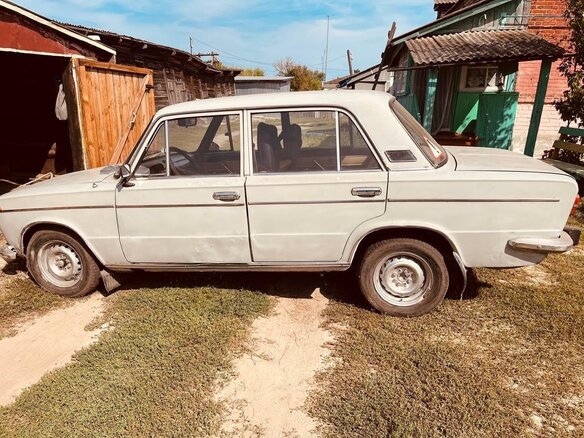 1974 Lada (ВАЗ) 2103, серый - вид 2