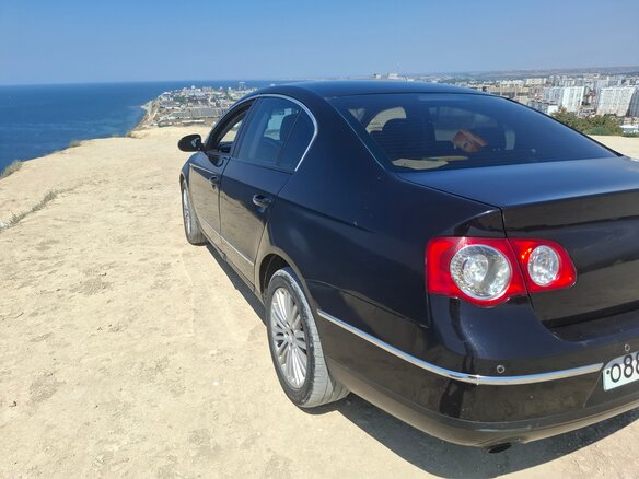 2007 Volkswagen Passat B6, чёрный, 1000000 рублей - вид 15