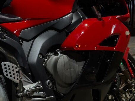 2004 Honda CBR 1000 RR/RA Fireblade, красный, 535000 рублей, вид 1