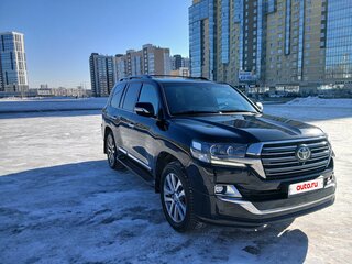2016 Toyota Land Cruiser 200 Series Рестайлинг 2, чёрный, 5600000 рублей, вид 1